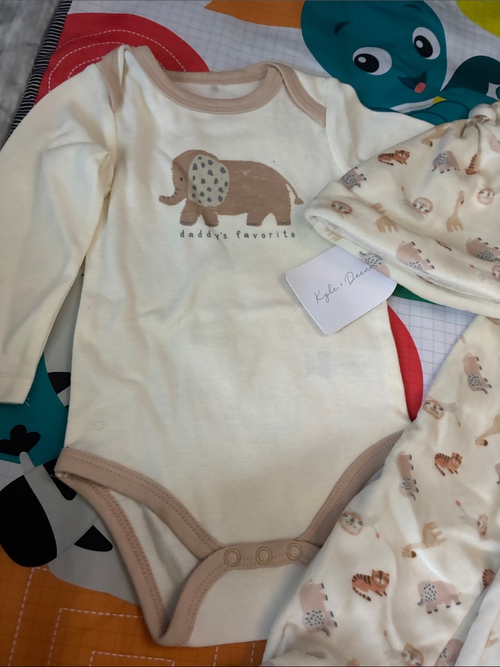 Cream & Tan Elephant Graphic Long-Sleeve Three-Piece set for babies